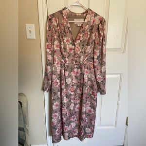 Long sleeve, floral Gal Meets Glam dress